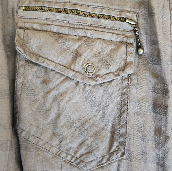 Men's Large Guess button up dress shirt - Picture 4 of 4